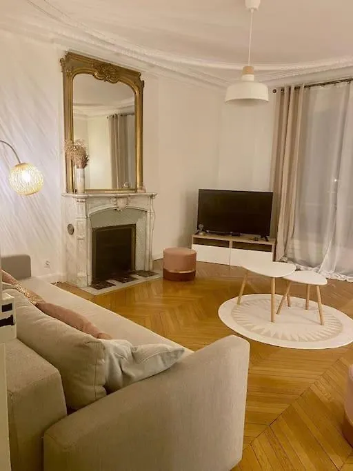 Haussmannien, Pres Arc Triomphe Παρίσι