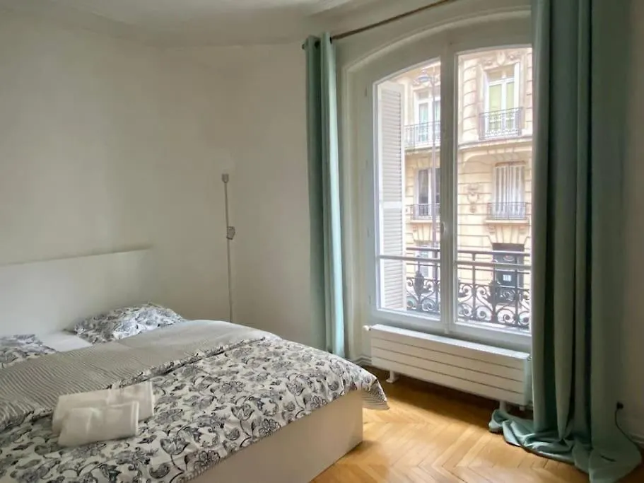 Διαμέρισμα Haussmannien, Pres Arc Triomphe *